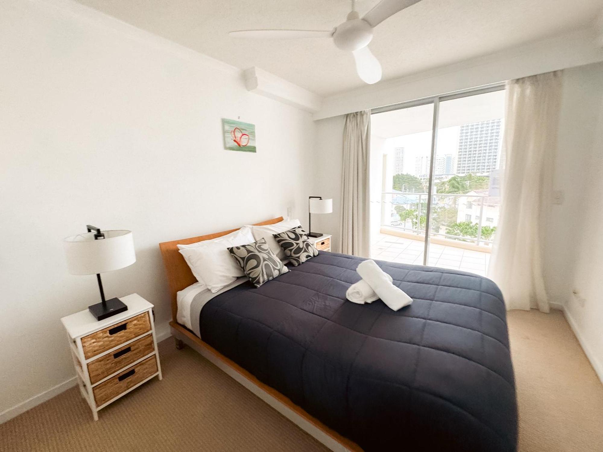 Trilogy Surfers Paradise Room photo