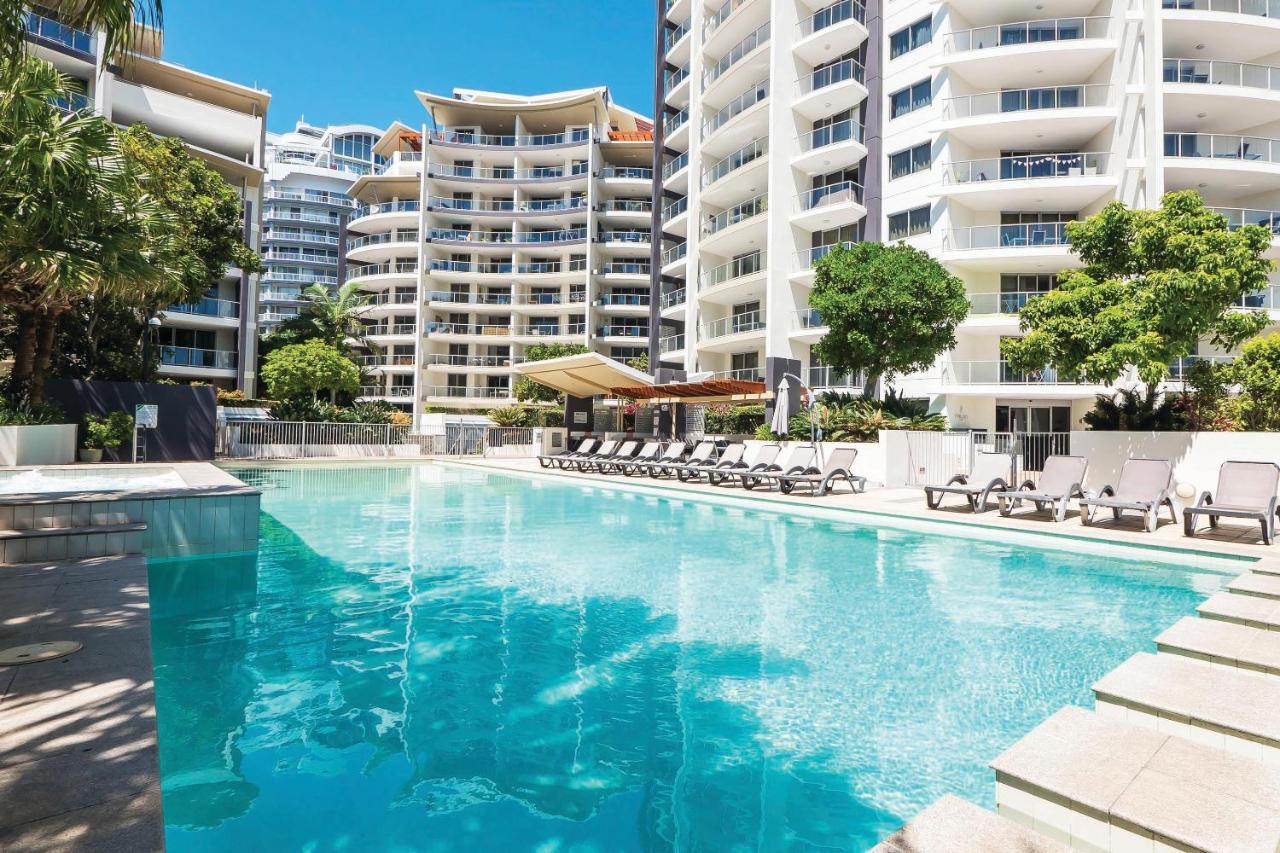 Trilogy Surfers Paradise Exterior photo